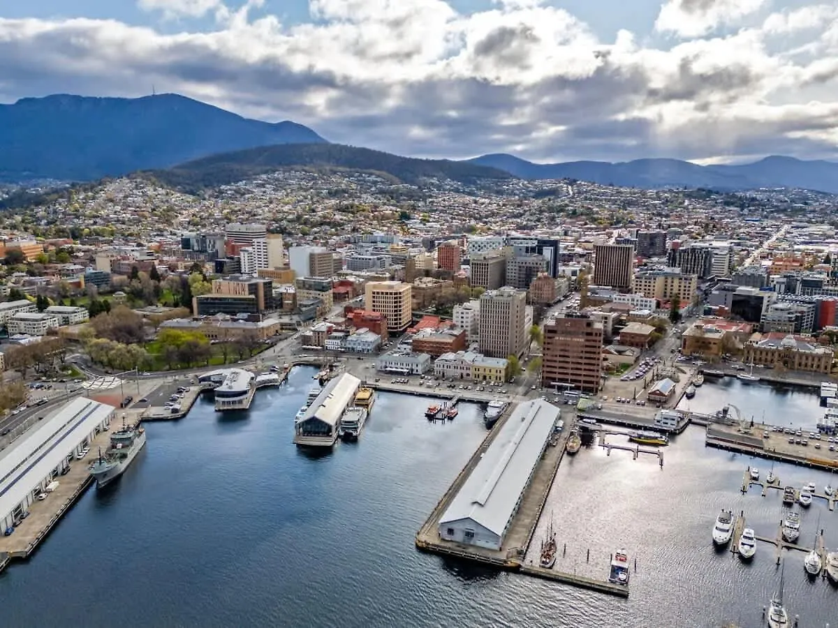Gibson Mill Waterfront Warehouse Apartment - 101 Hobart